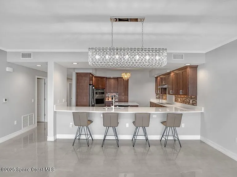 1435 S Harbor City Blvd #703 — Photo 15