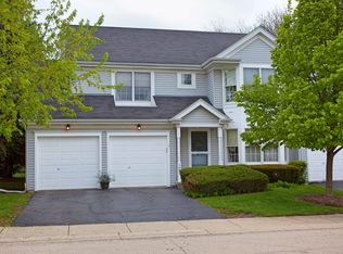 1007 Derby Crse, St Charles, IL