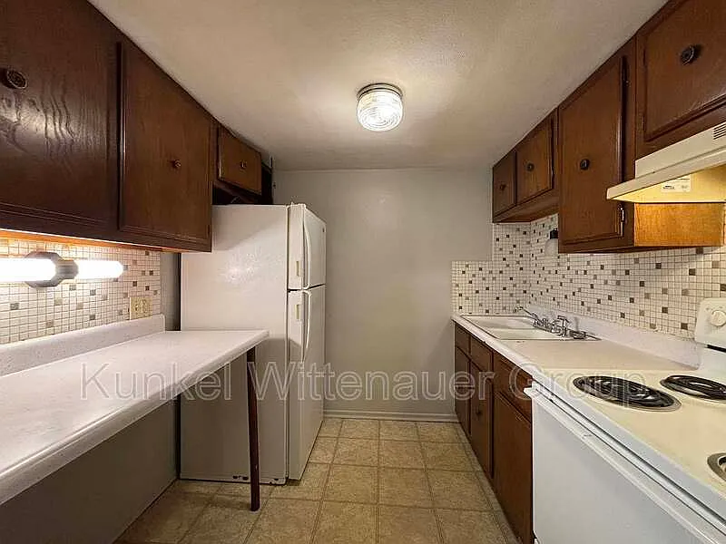 1 bed, 1.0 bath, 500 sqft, $695 — Photo 4