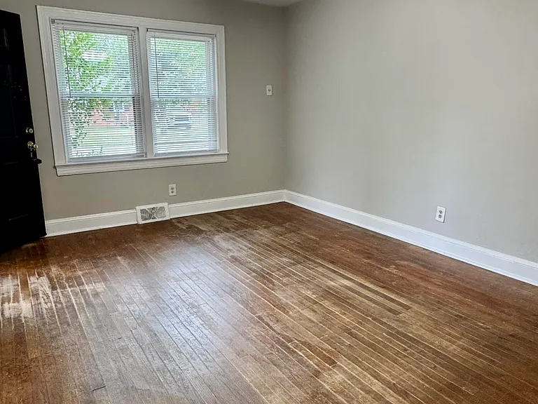 1307 Willow St #B — Photo 13