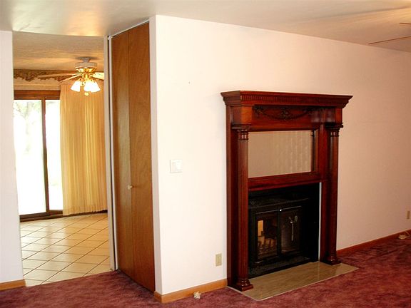 5th image of 3818 G Ave