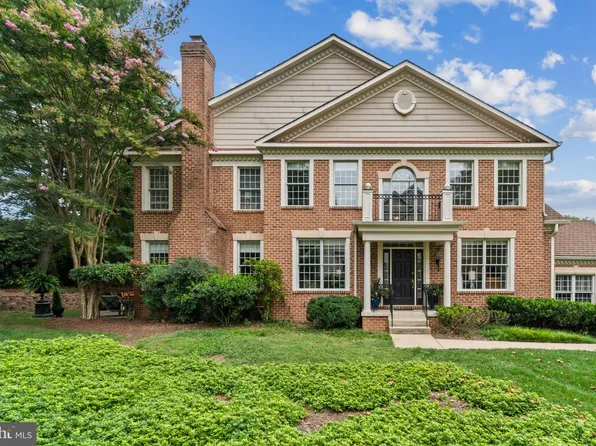 6438 Cloister Gate Dr #6438, Baltimore, MD 21212
