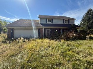 10716 Wengerlawn Rd, Brookville, OH 45309