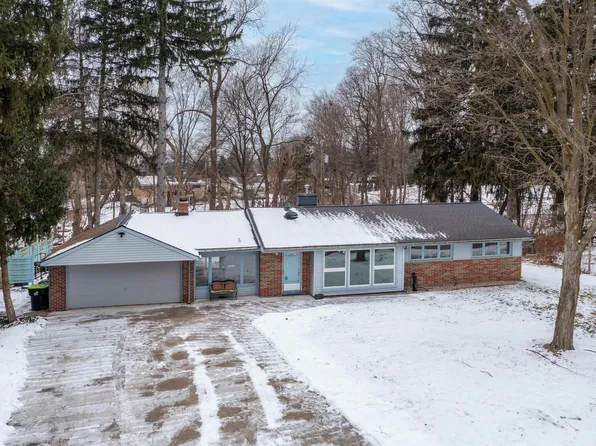 24455 Millstream Ln, Novi, MI 48375