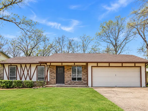 8709 Merrymen Rd, Sherwood, AR 72120