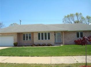 2401 W Chase St, Gary, IN 46404