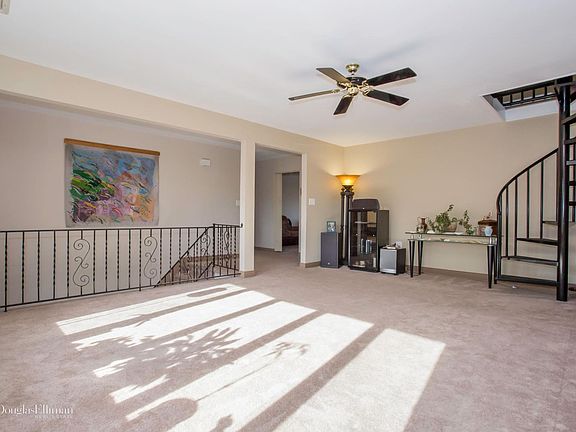 5th image of 3396 Edgerton Ave