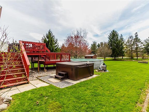 4th image of 624 Bayberry Ln