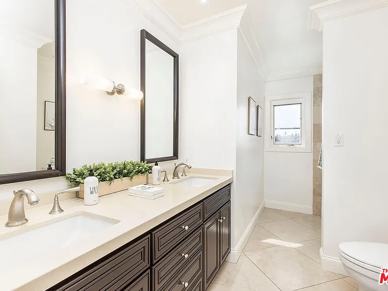 17108 Oak View Dr — Photo 24