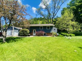 4001 Starlite Dr, La Crosse, WI 54601