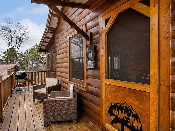 3rd image of 294 Whispering Hills Rd