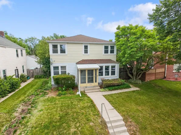 4324 N 15th STREET, Milwaukee, WI 53209