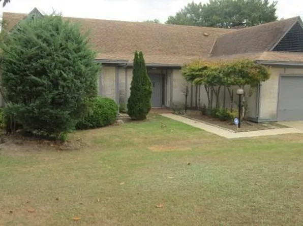 2637 Old Orchard Ln, Montgomery, AL 36117