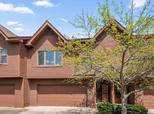 12548 Parkwood Dr, Burnsville, MN 55337