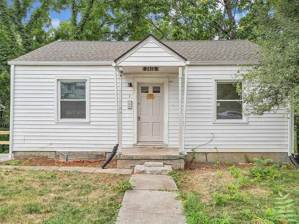 2416 Clifton St NW