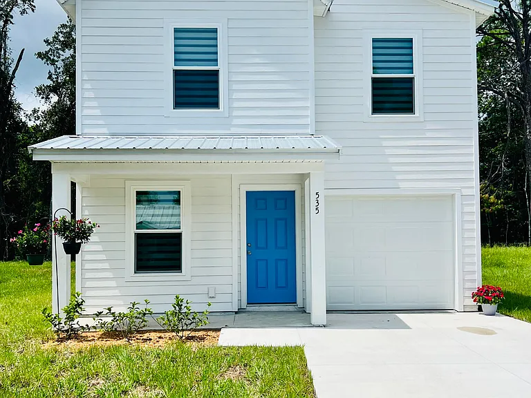 535 S Woodlawn St — Photo 19