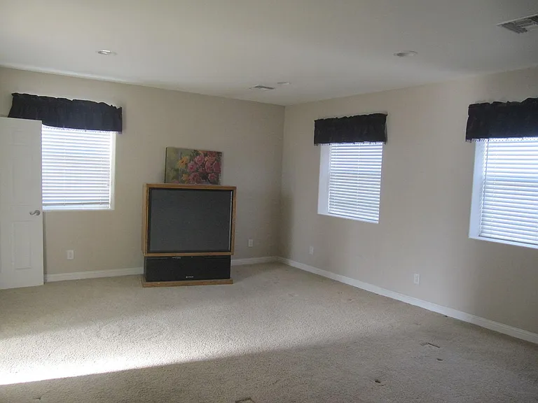 3724 Chalone Dr — Photo 12