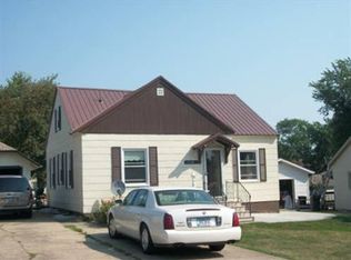 112 Hickory St, Schleswig, IA 51461
