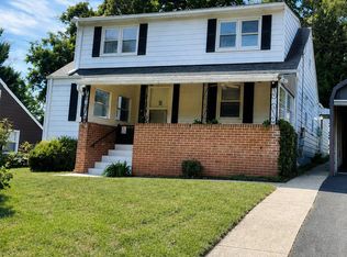 3120 Chepstow Ln, Falls Church, VA 22042
