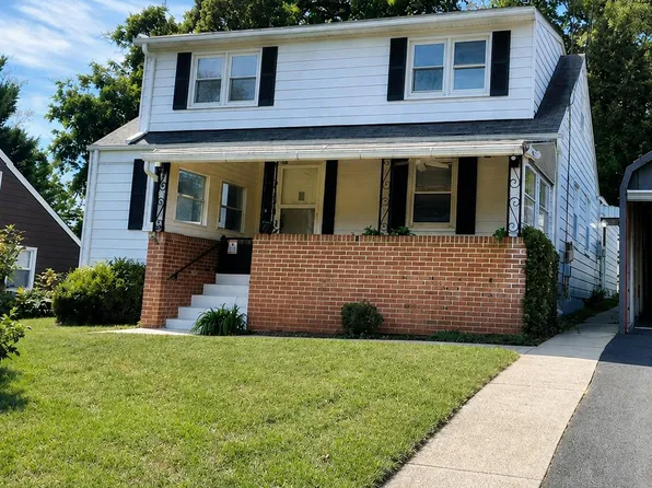 3120 Chepstow Ln, Falls Church, VA 22042
