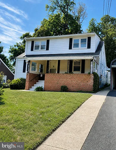 3120 Chepstow Ln Photo 1