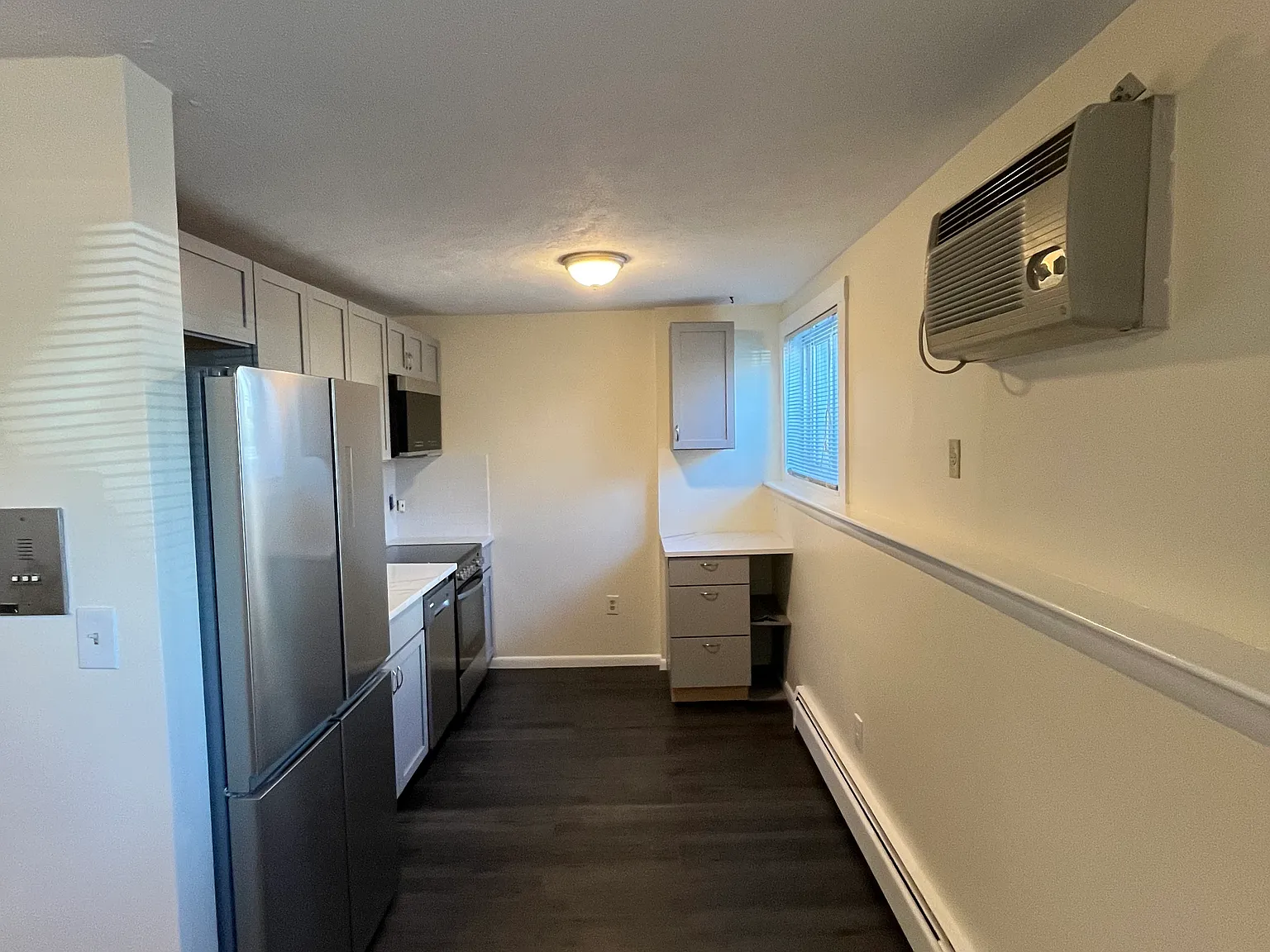 Studio, 500 sqft, $1,995 — Photo 2
