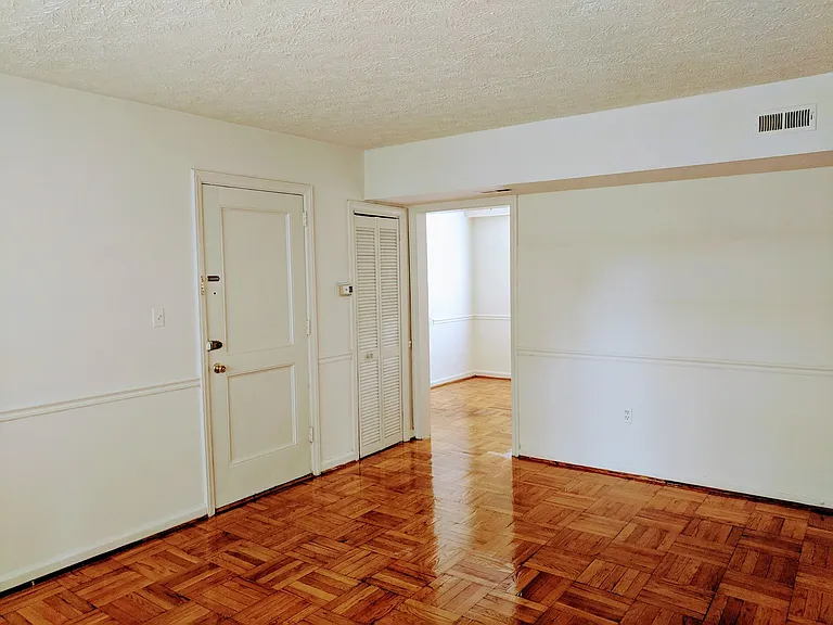 2702 Kensington Avenue — Photo 3