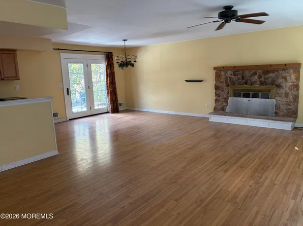 609 Knollwood Terrace, Brick, NJ 08724