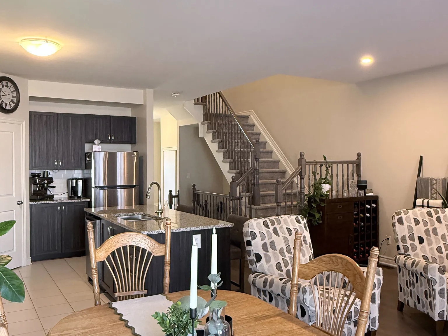 3 bed, $2,400 — Photo 3