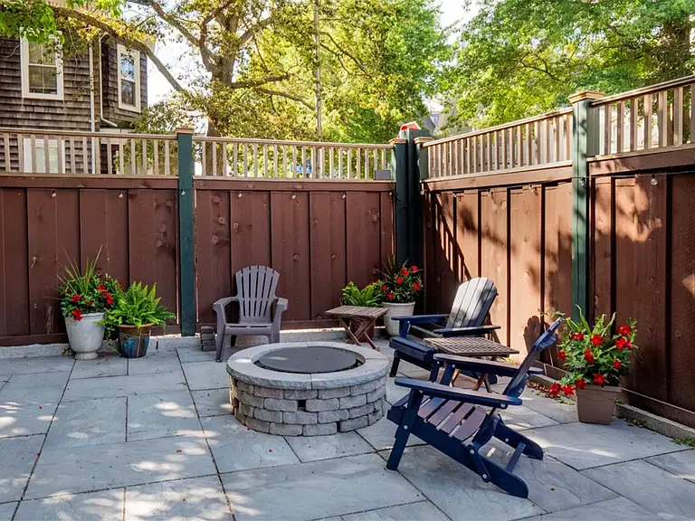 17 Lincoln St #3 — Photo 13