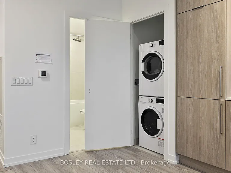 2020 Bathurst St #1219 — Photo 14