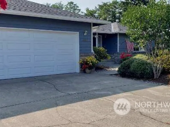 697 S Wade Place, Burlington, WA 98233