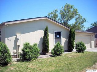 504 Madsen Loop, Carlton, OR 97111