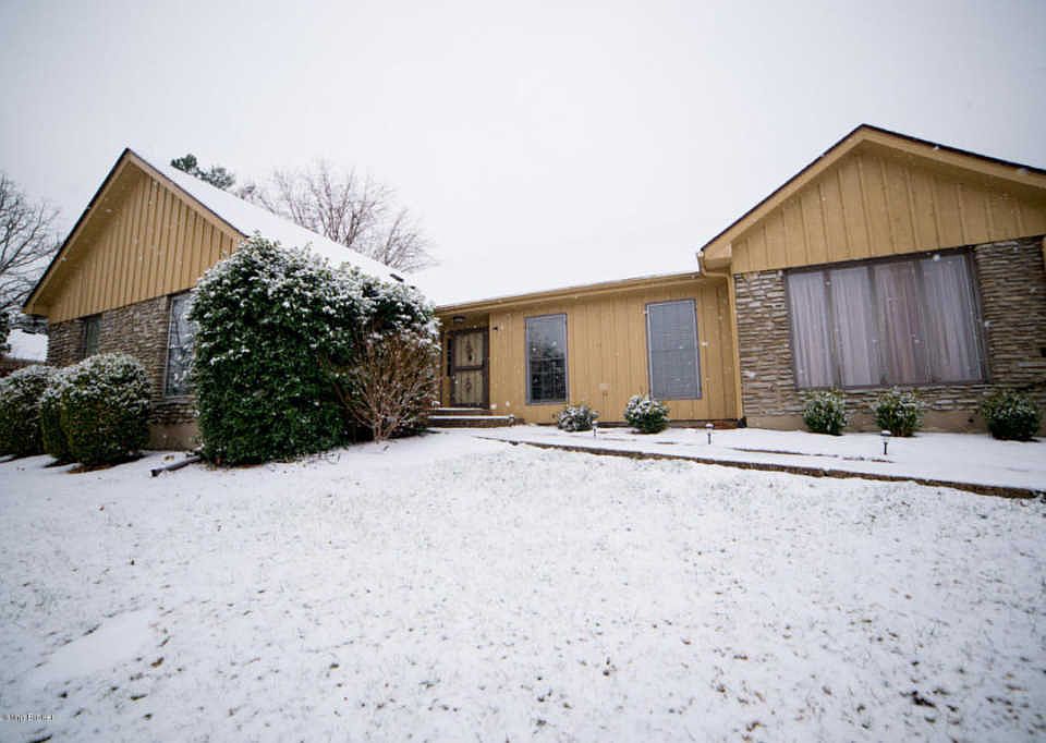 2707 Windsor Forest Dr, Louisville, KY 40272 Zillow