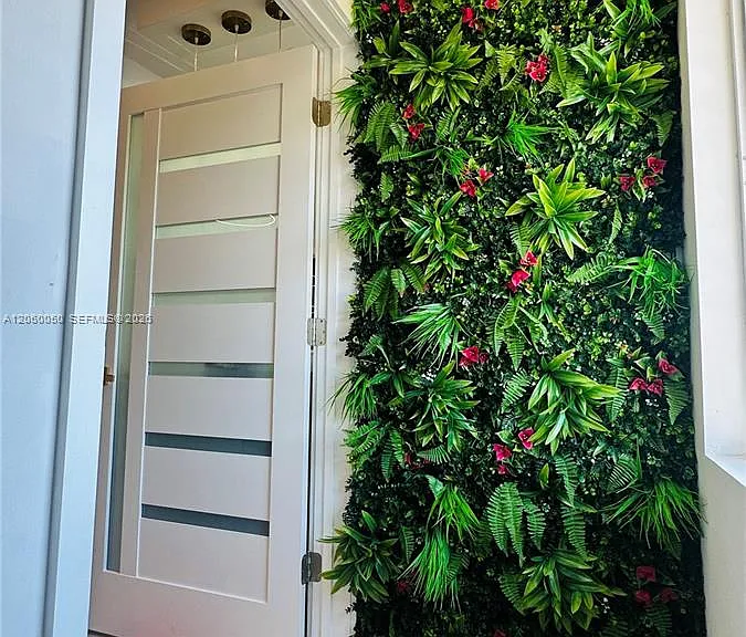 1670 SW 20th St #1 — Photo 13