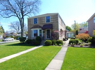 1921 Linden Ave, Park Ridge, IL 60068