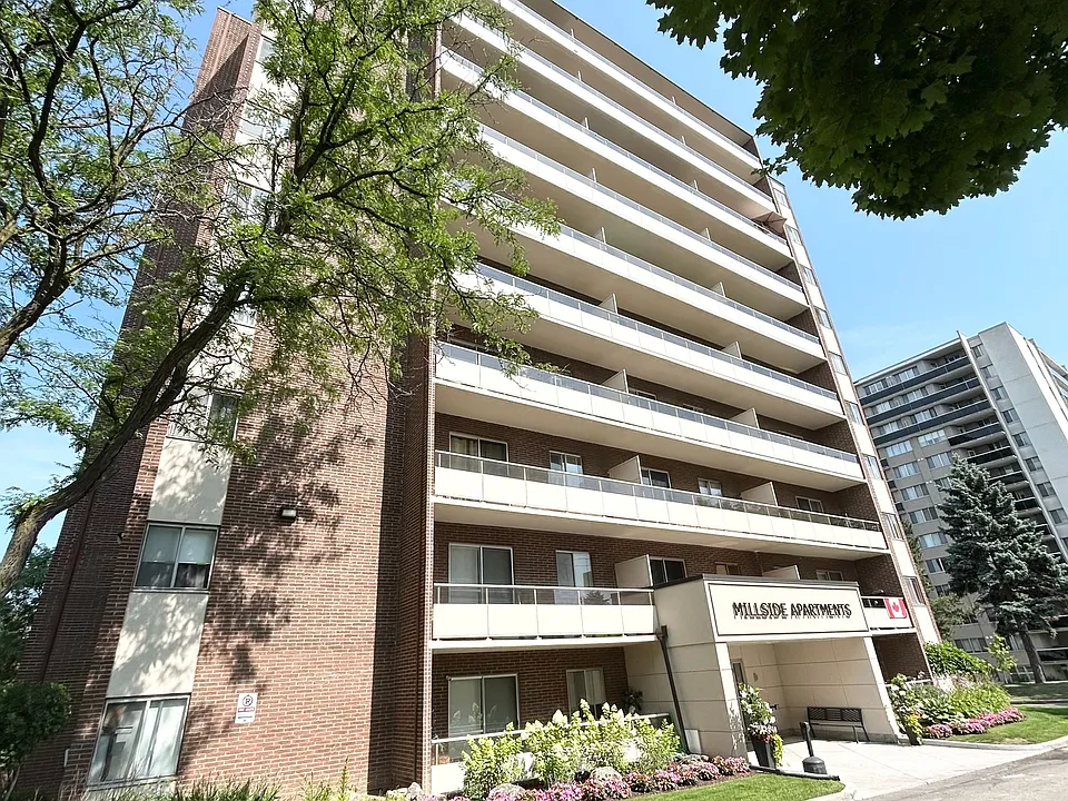 101 Millside Dr #408