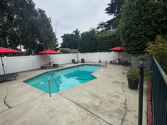 2nd image of 634 W Sierra Madre Blvd APT M