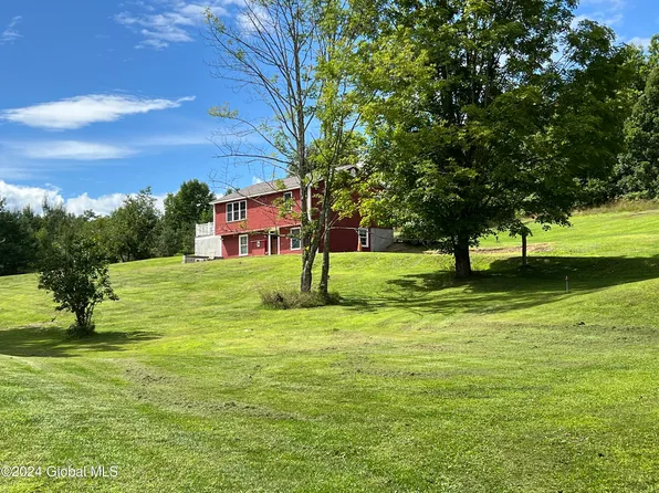 24 Oak Hill Road Road, Granville, NY 12832