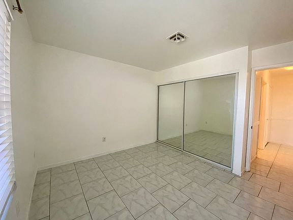 4th image of 4835 S Torrey Pines Dr Unit 103