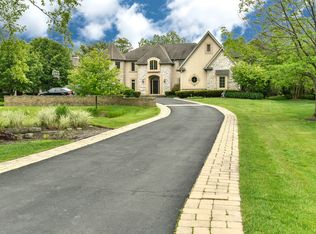 3919 Sunset Ln, Northbrook, IL 60062