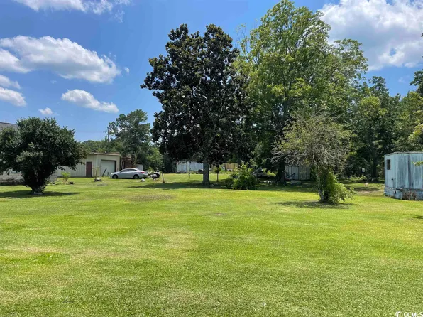 406 Elmwood St., Andrews, SC 29510