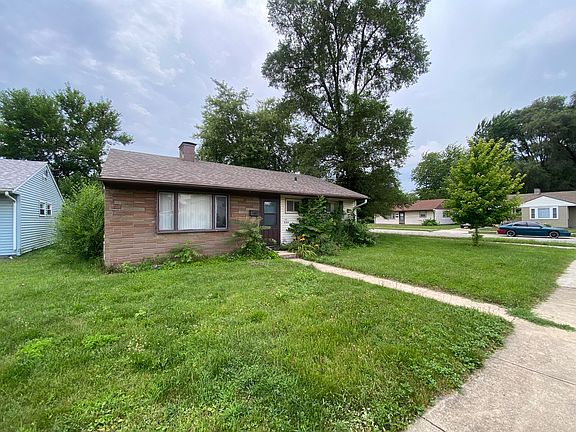 2nd image of 8200 Rosewood Ct