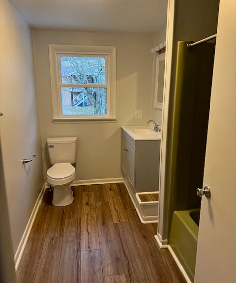 1576 Chaun Ave SE #1578 — Photo 3