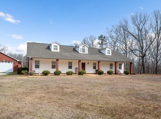 359 Doc Ashley Rd, Golden, MS 38847
