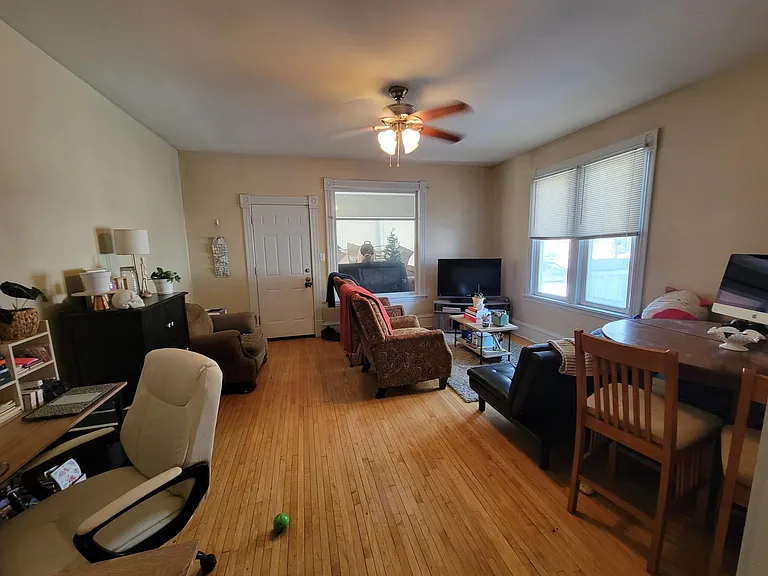643 Van Buren St NE #1 — Photo 18