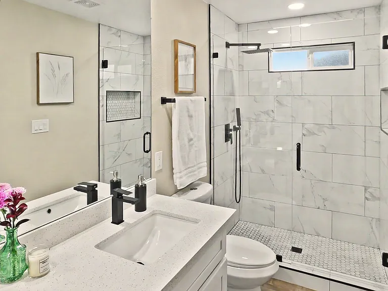 3924 W Augusta Ave — Photo 22