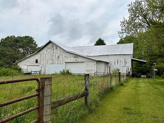 3rd image of 8911 State Highway 161