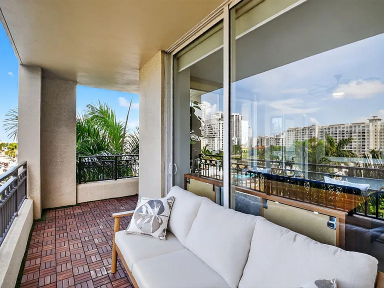 550 Okeechobee Blvd #502 — Photo 39