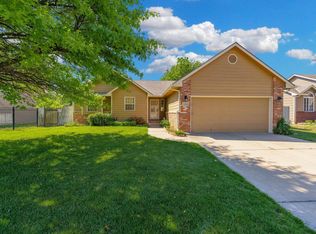 10905 W Ryan St, Wichita, KS 67205